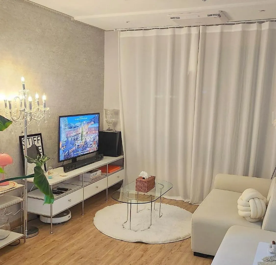 Arti Stay #2 - Pet Friendly - Two Room - Party Room - Sillim - Danggok Station - City View - Market Convenience Area - 3 Person Soul
